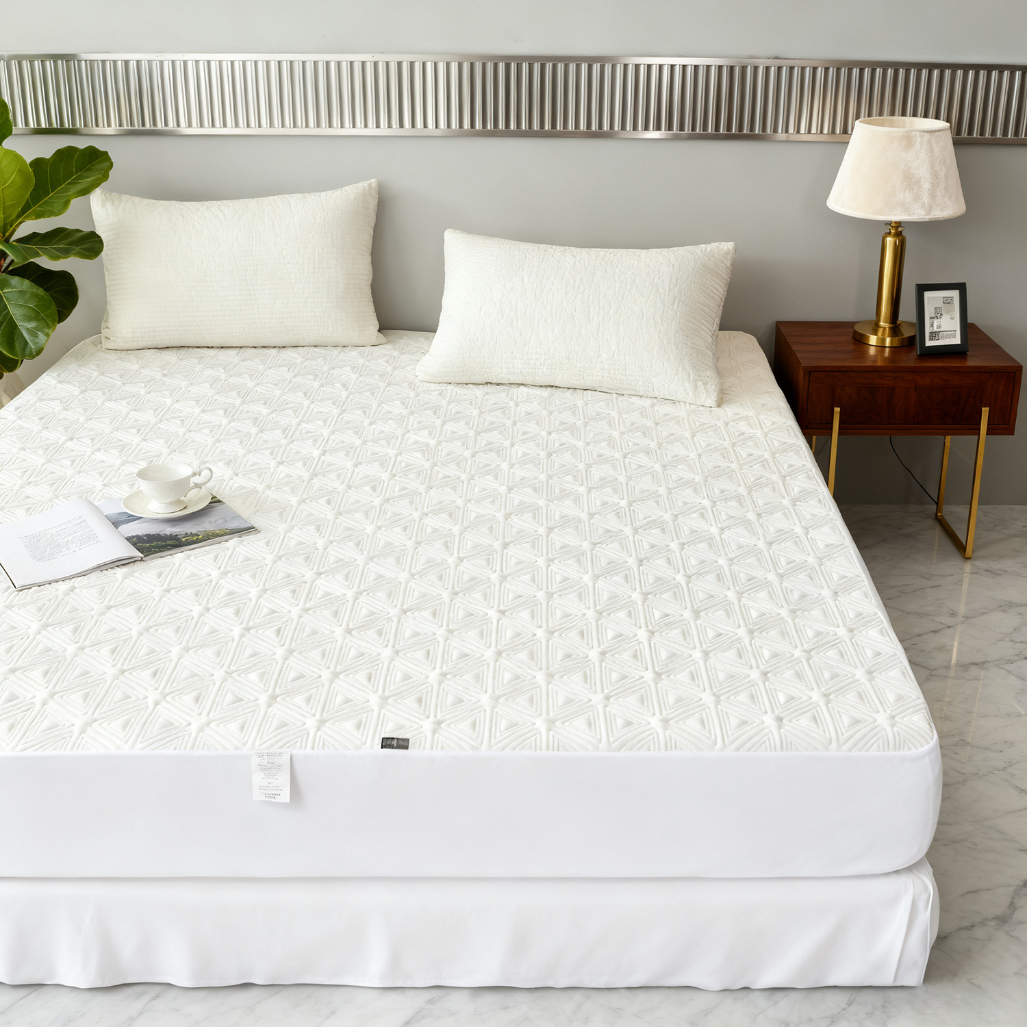 for Foreign Trade, Waterproof Dustproof Protector With Quilted Padding, Thickened Mattress Urine-proof And_voghion.com