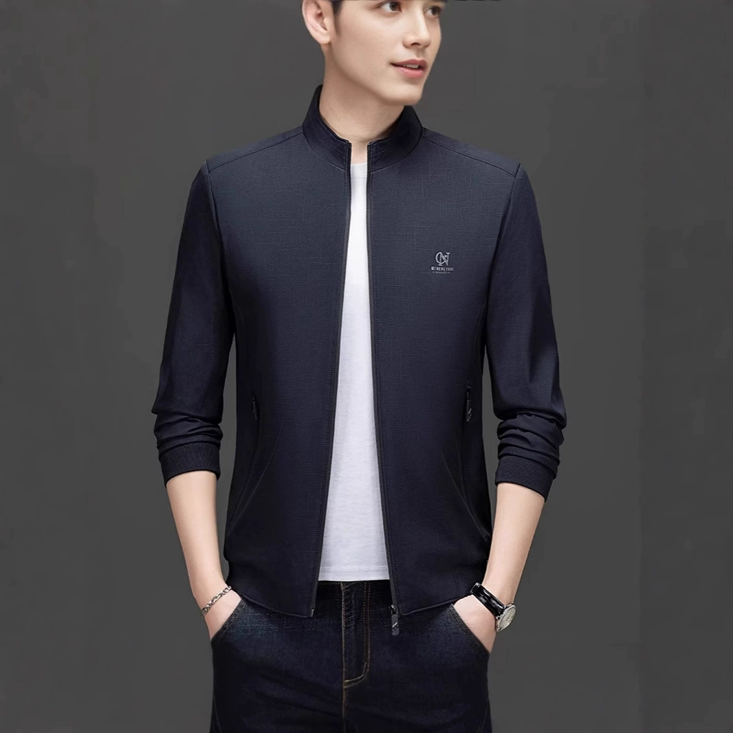 Autumn jacket for leisure with zipper
