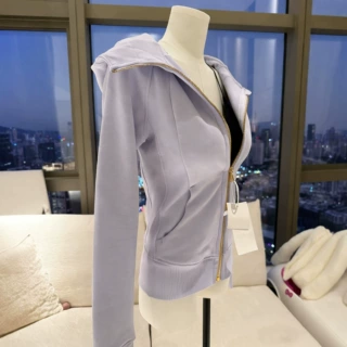 紫色修身卫衣外套女款正肩收腰上衣春秋季2026新款连帽休闲瑜伽服