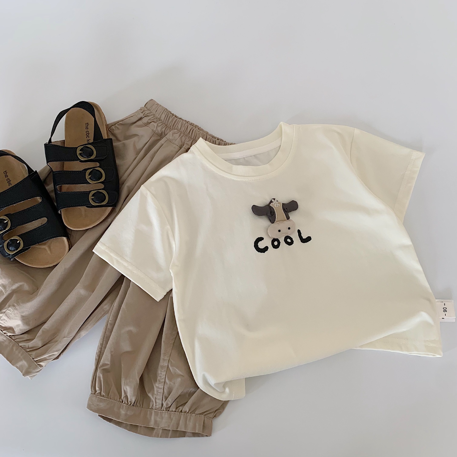 Camiseta de verano para niños Maibao 2025 verano nuevo suéter de manga corta de dibujos animados para niños coreanos