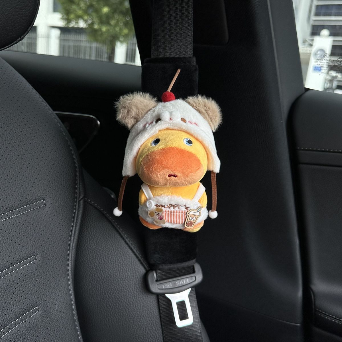 Capybara Lulu Car Seatbelt Shoulder Pad Car Seatbelt Cover Car Interior Decoration Anti-Neck Strain
