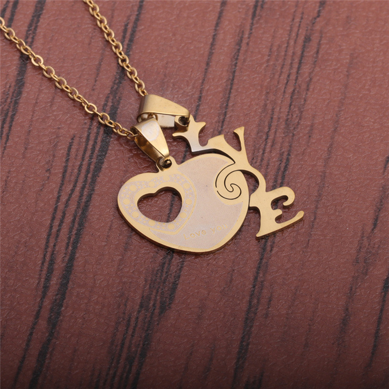 Fashion Letter Heart Pendant Necklace display picture 5