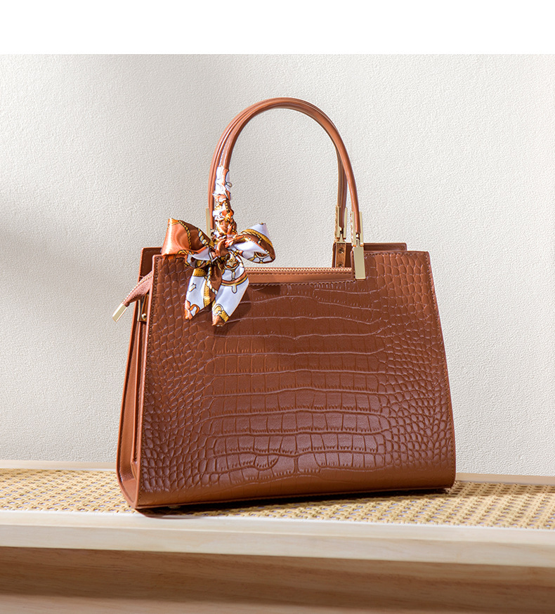 Regalo per la festa della mamma per la mamma: 2024 Nuova elegante borsa a mano di grande capacità per donne di mezza età_voghion.com