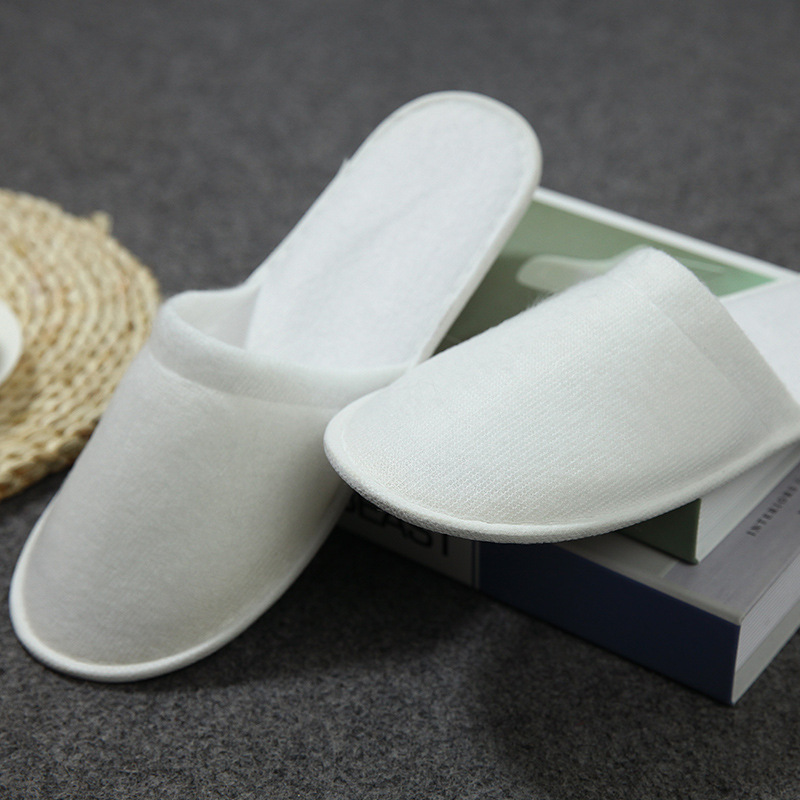[No. 004] 3mm small whiteboard plush slippers