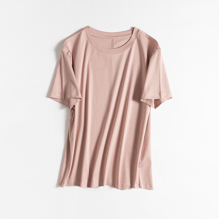 Comfortable velvet design base T-shirt with a round collar