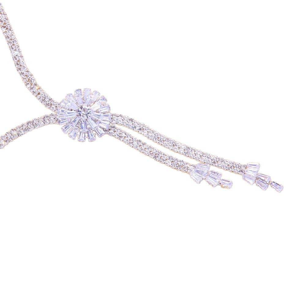 Traje de collar de circón de flores transfronterizas traje de joyería nupcial de lujo ligero conjunto de joyas femeninas de joyería europea y americana