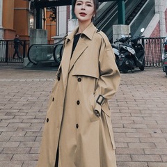 早秋の新型韓国版ファッション流行の中で、ミディアムカラーのコートがゆったりしています。