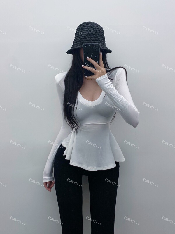基本模型是惊人的！显瘦版~掐腰V领设计右肩长袖t恤配底裤衬衫|undefined