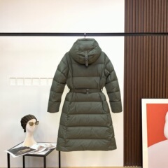 bbr2025经典款连帽收腰长款羽绒服女保暖过膝外套冬季时尚格子