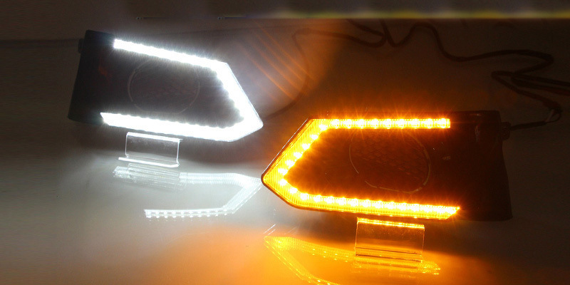 Aplicable a Nissan 19 / 20 / 21 nuevo Tianan LED renovación de luz diaria, luz de dirección, luz de niebla delantera, luz de barra