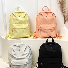 ホットセール 2025 新しいカジュアルバックパック女性のクロスボディバッグバックパックナイロン生地バッグ高価値韓国スタイルスクールバッグ