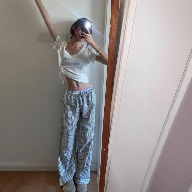 Ck Regular Shoulder Short-Sleeve T-Shirt Summer V-Neck Slim Fit Beautiful Back Slimming Short Top Striped Pants Double Waist Set