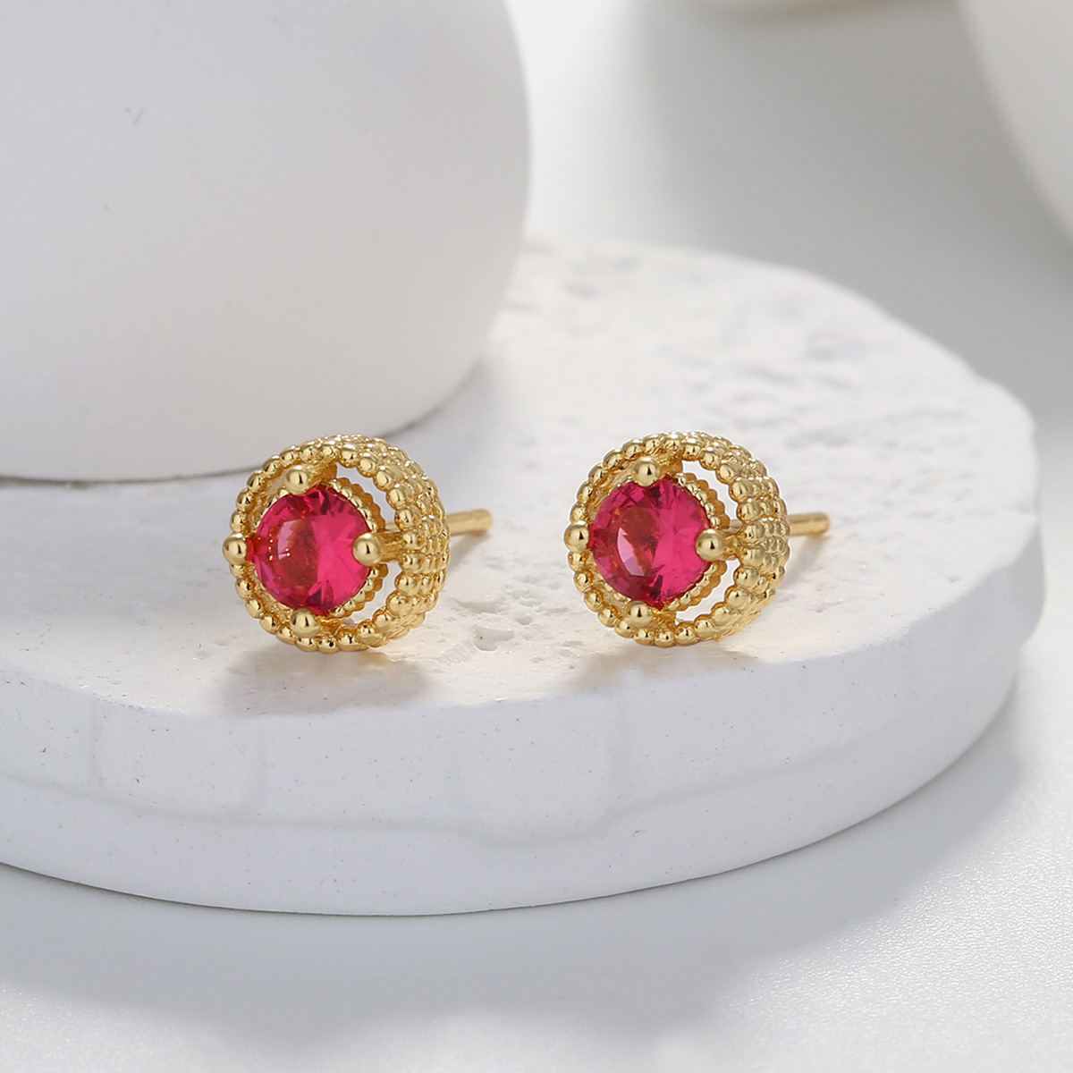 1 Paire Style Simple Rond Incruster Le Cuivre Zircon Boucles D'Oreilles display picture 3