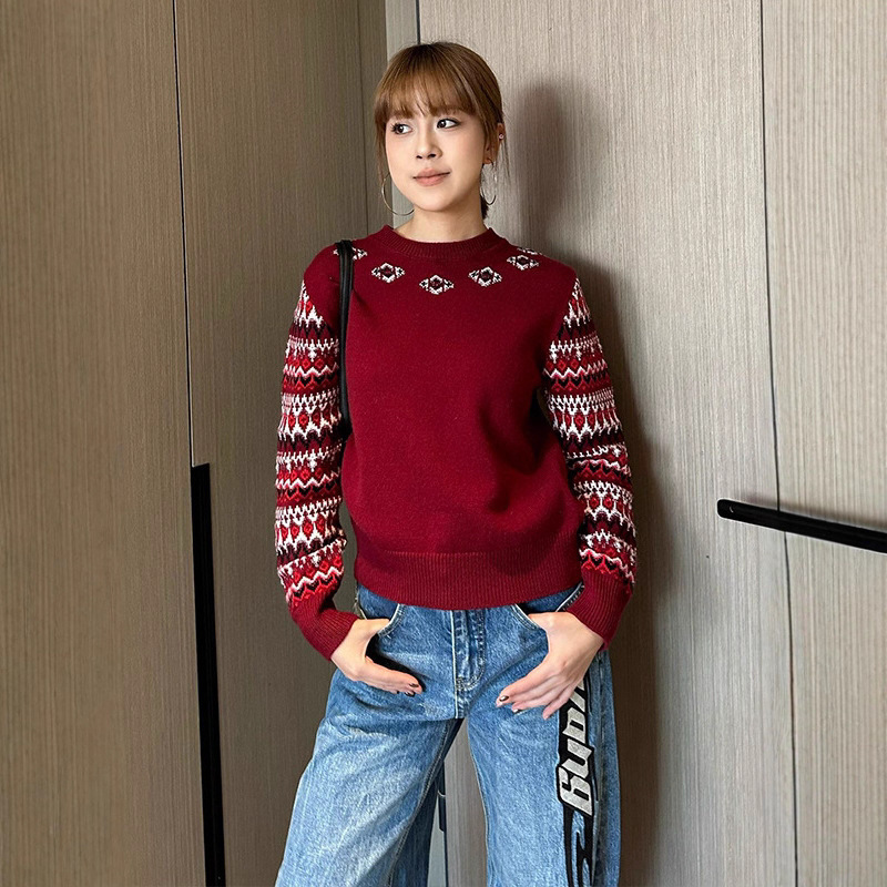 Vintage Jacquard Wool Ski Sweater Crewneck Sweater 2025 Spring New Women Casual Commuter Top