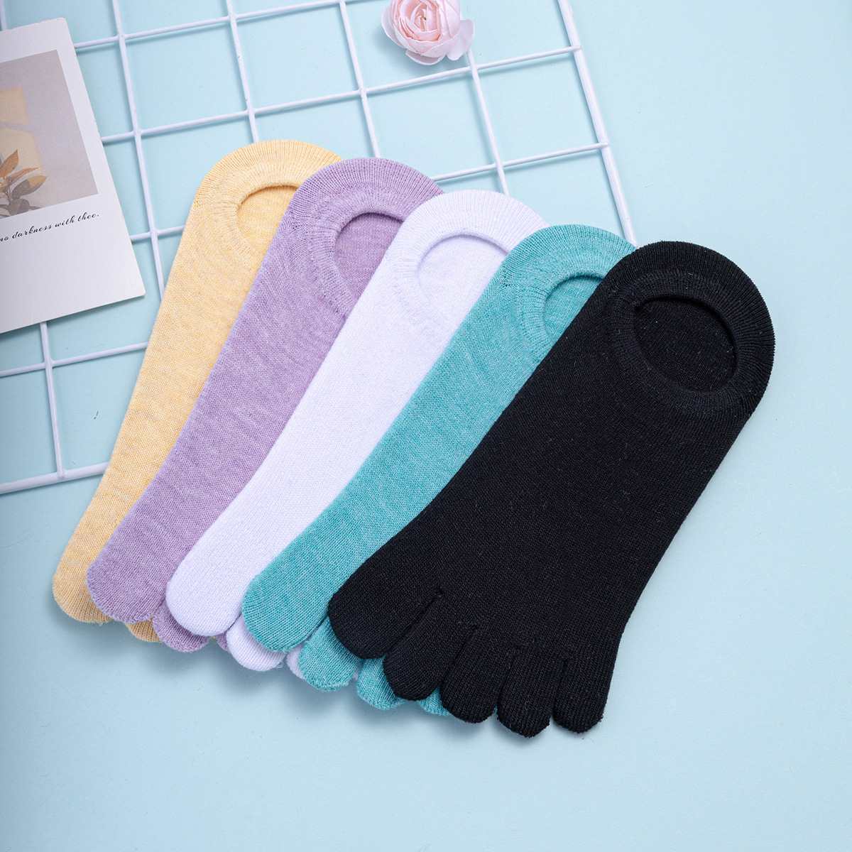 Invisible five-finger socks women's cotton deodorant sweat-absorbent summer thin boat socks shallow toe socks toe socks short tube
