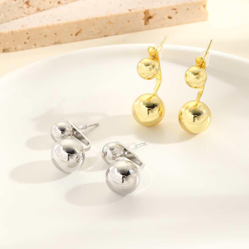 18K Gold Plated Plating Material 1 Pair Simple Style Round Copper 18K Gold Plated Ear Studs