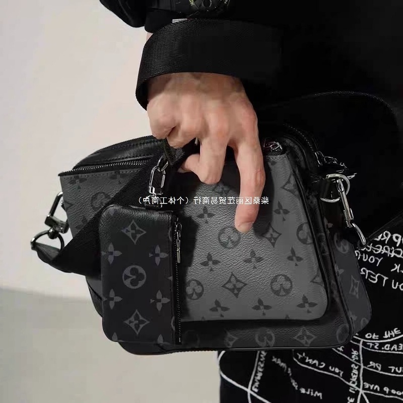 网红同款男士三件套包包Pu经典印花帆布肩带拉链单肩斜挎热男包包|undefined