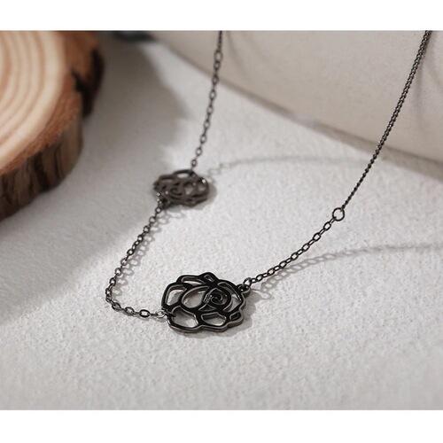 Camellia Neck Necklace Women's Short Clavicle Chain Black Necklace New Personalized Necklace Rose Flowers Wholesale
