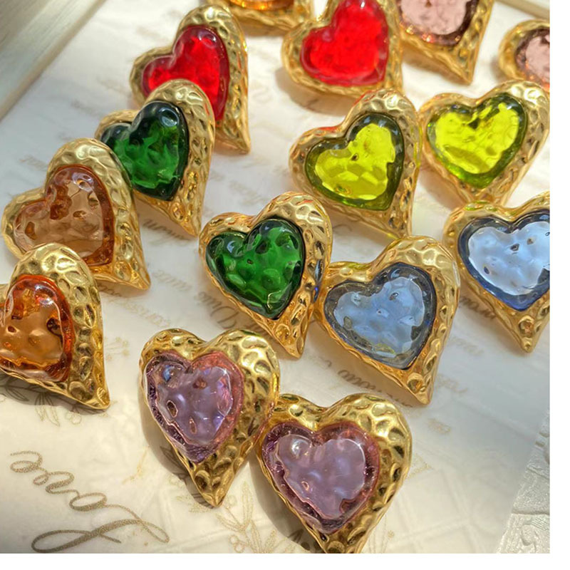 20g Weight Artificial Gemstones Inlay Material Fashion Heart Shape Glass Heart Artificial Gemstones Women's Ear Studs 1 Pair