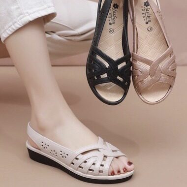 A generation of solid color breathable wedge heel women's sandals simple temperament fashion soft bottom home sandals women's shoes