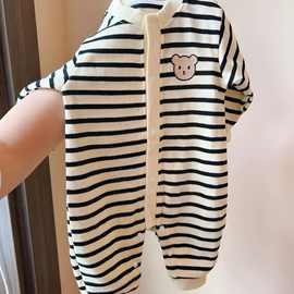 ins风宝宝早秋套装婴儿衣服秋天洋气可爱婴幼儿条纹外出爬服秋款