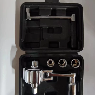 Power-Enhancing Wrench Tire Changing Tool, Kempinq və səyahət