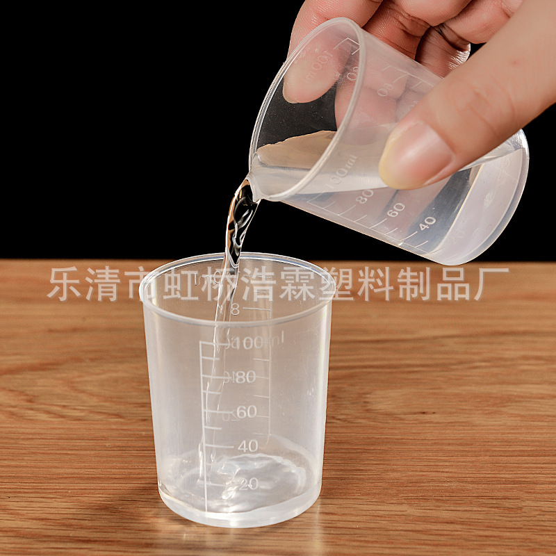 厚さ100mlのプラスチック計量カップと目盛付き実験計量カップ透明100mlの焙煎工具の計量カップ卸売り|undefined
