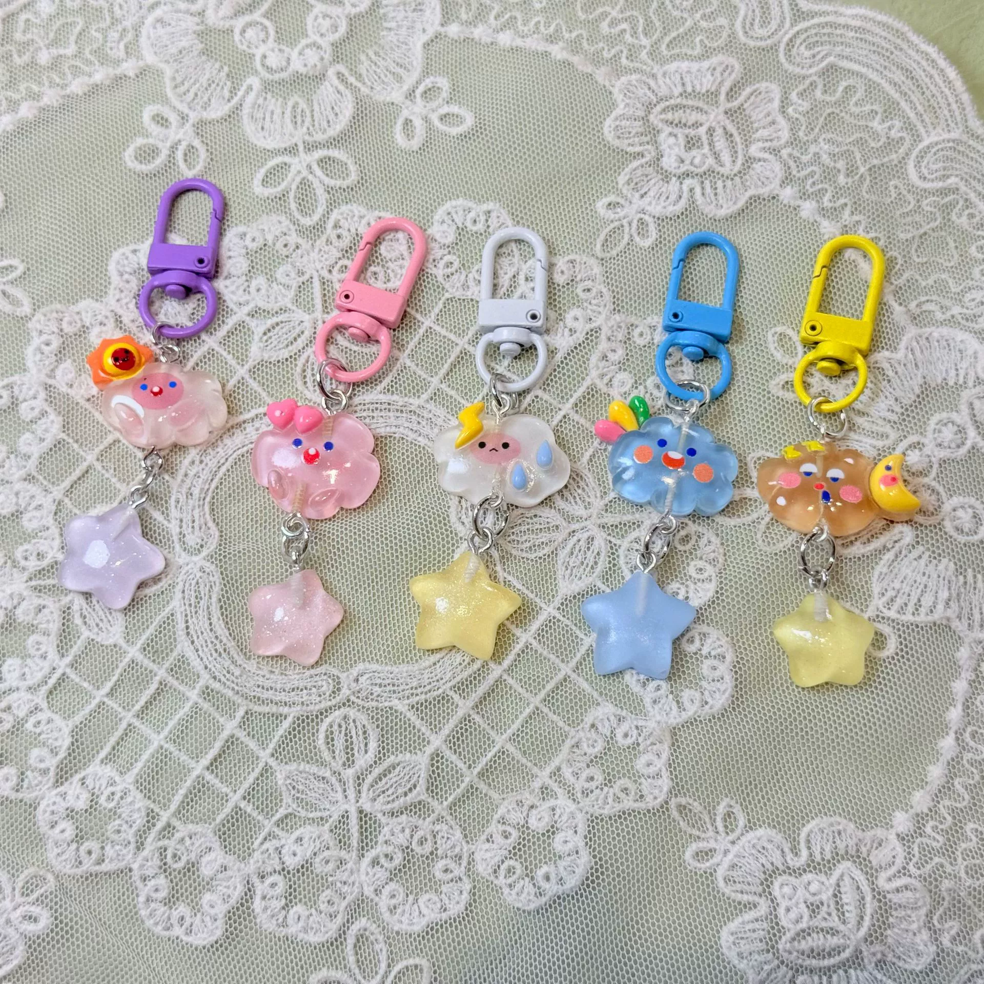 Оригинальный прозрачный брелок ручной работы с блестками и звездами, облачками, в стиле мультяшной девушки, в форме сердца, студенческой школьной сумки, кулон лучшего друга