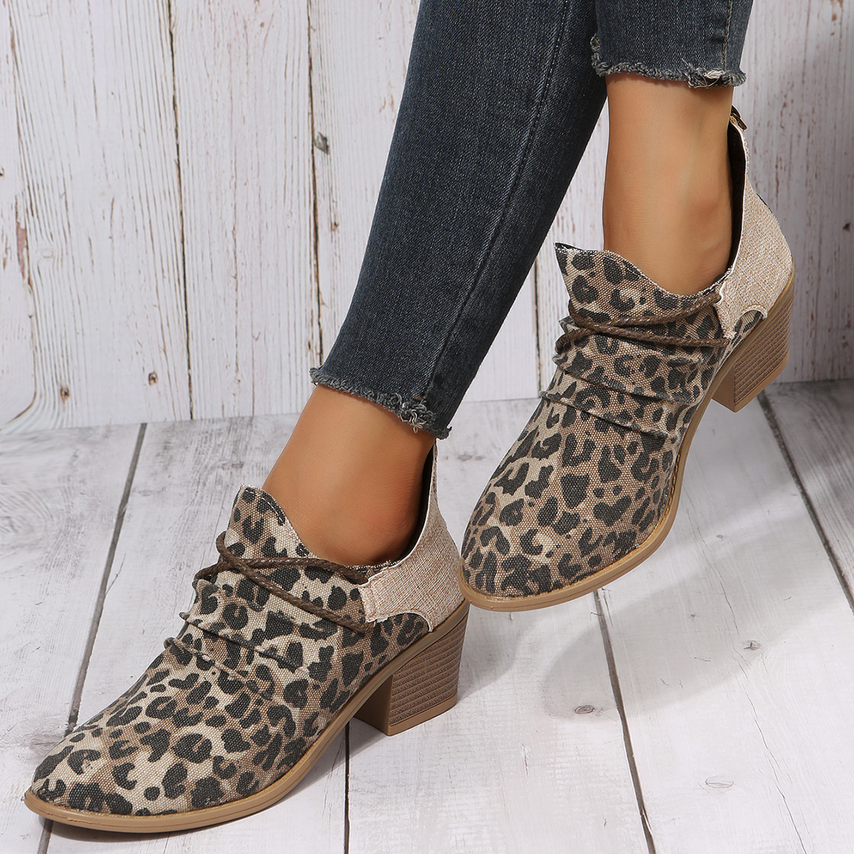 Women's oversized pointed square heel fashion short boots_voghion.com