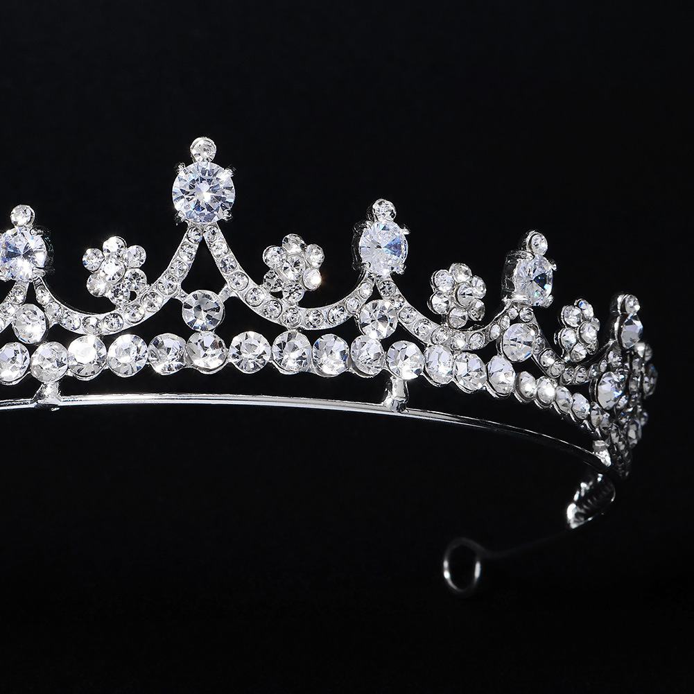 Korean Alloy Rhinestone Princess Crown Wholesale Nihaojewelry display picture 2