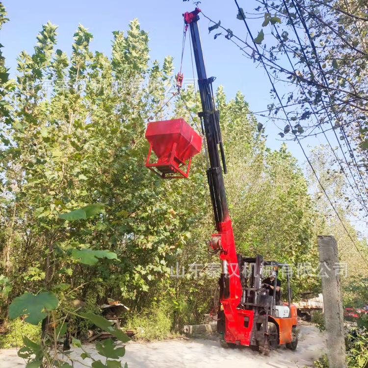 叉车尾吊 液压伸缩随车吊臂 多用型前置越野叉车起重吊臂飞臂吊