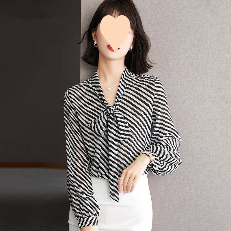 Spring fashionable shiffon shirt with bow