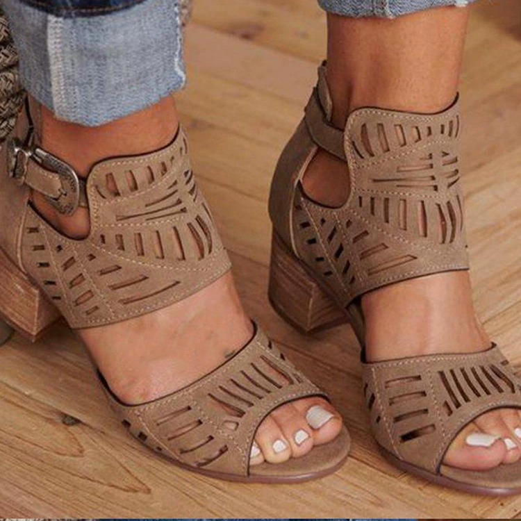 Женские босоножки больших размеров Amazon, 2021 года, с блестками, массивным каблуком, пряжкой и открытым носком, оптом, дизайн с открытым носком.