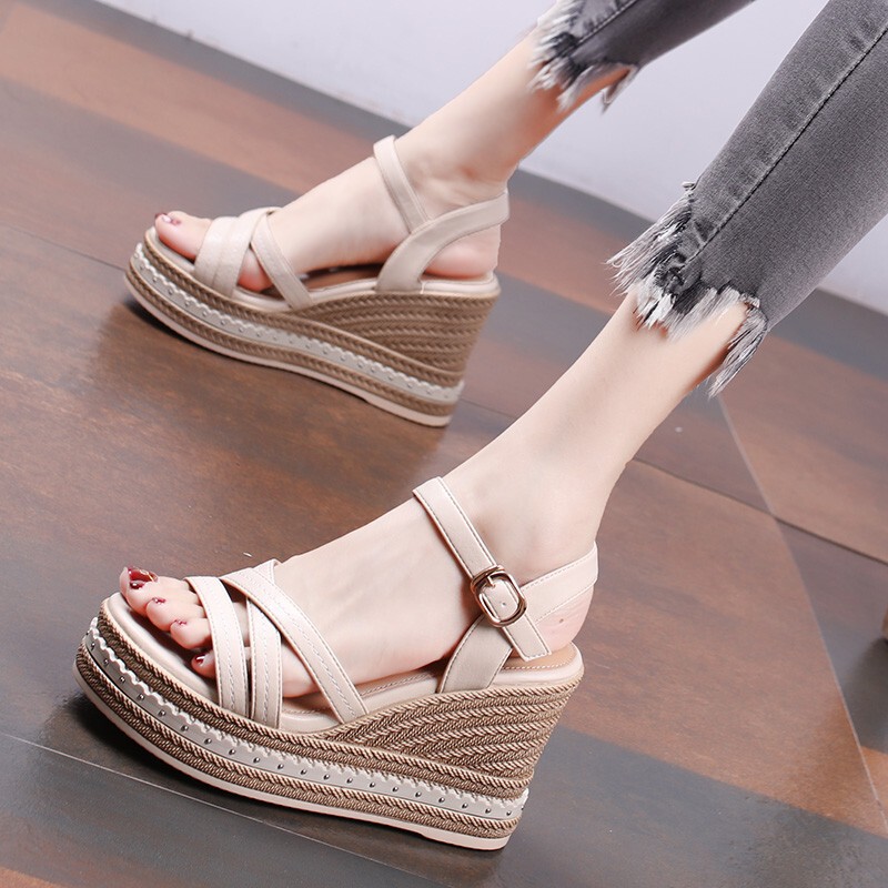 Wedge Platform Sandals Women's Summer Simple 2025 New Fashionable Casual Platform Sandals with High Heeled Strap Sandals