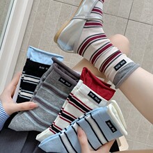 ���ľ��߼������Ѷ���ײɫ��������Ů�����޿���Ͳ����ϵ��ĸŮ��