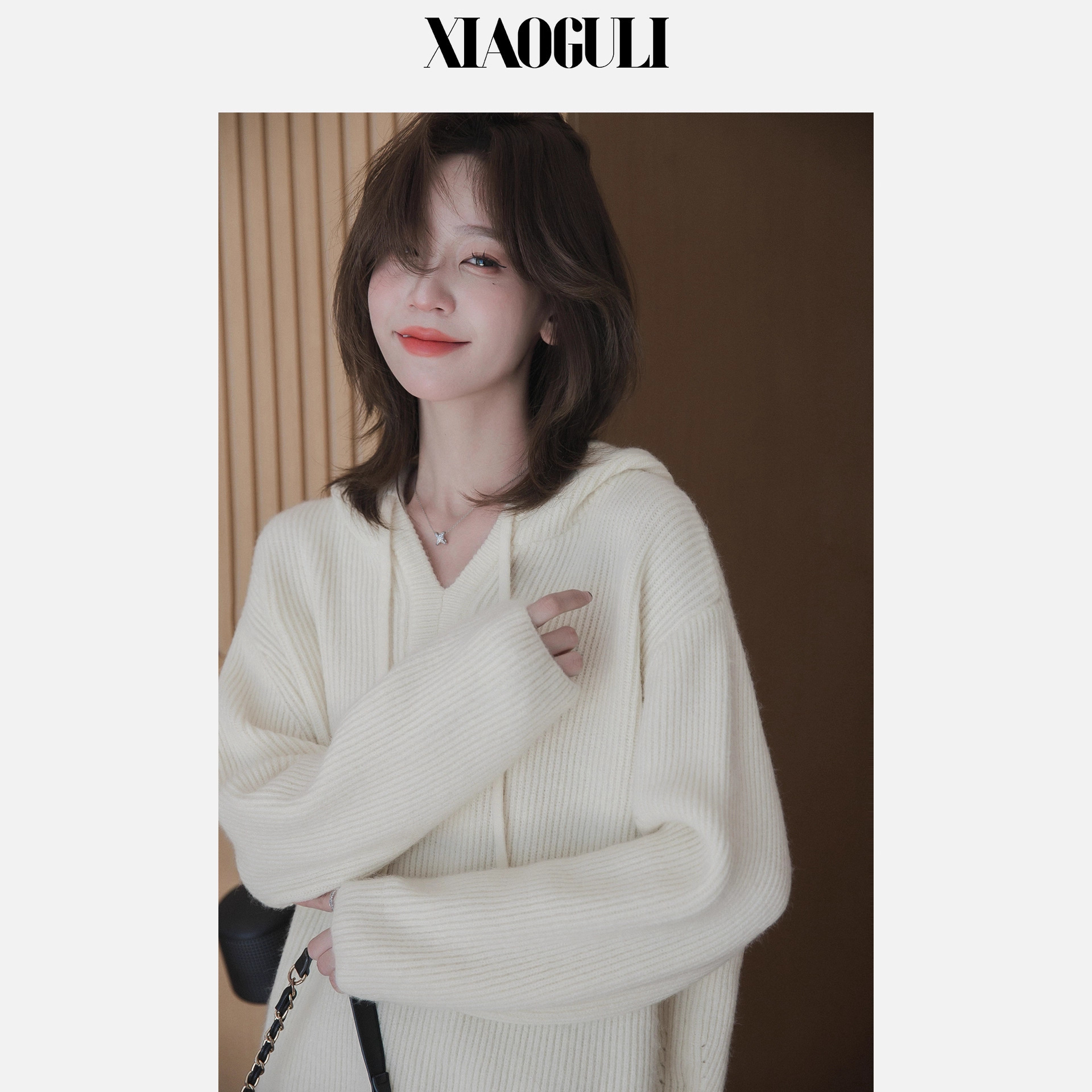 小谷粒连帽毛衣女2025春秋新款时尚肌理感V领宽松慵懒风长袖针织