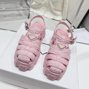 2025 New Summer Style Triangular Logo Woven Thick-Soled Sandals for Women Retro Baotou Roman Beach Shoes Heightening Pig Cage Shoes