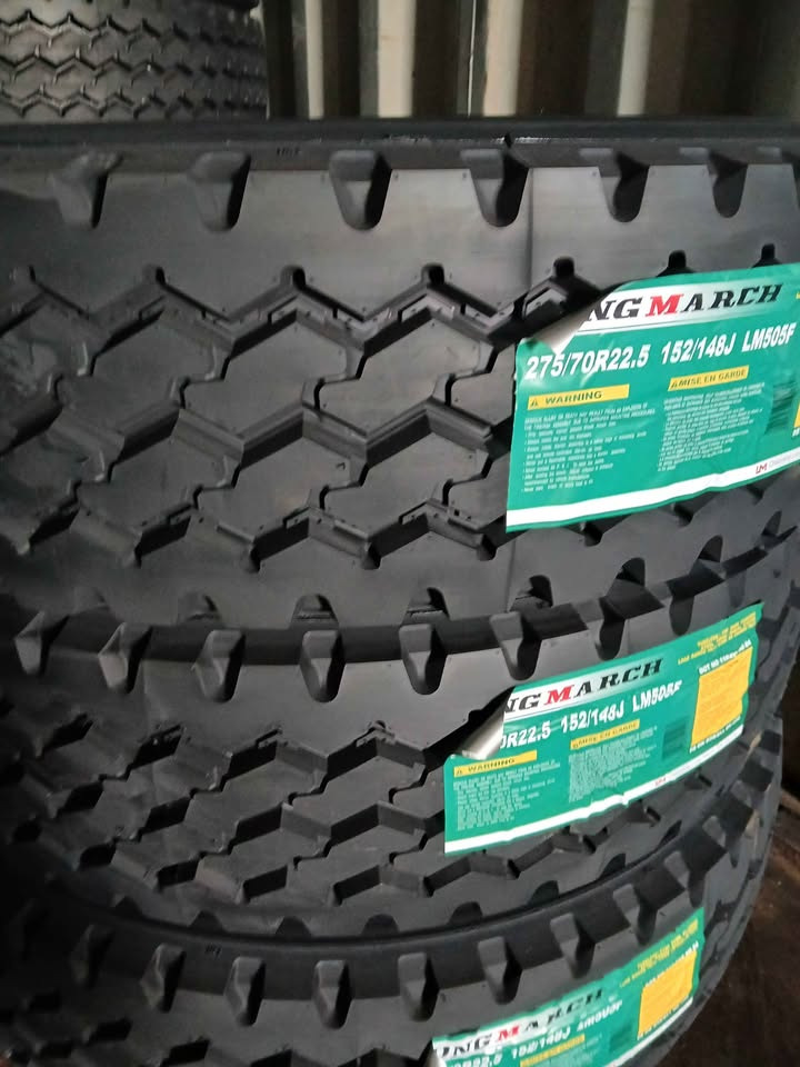 Langma Tire Longmarch 275/70R22.5 Tire Lm505 Pattern Long March Tire for Trucks and Buses