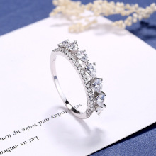 ���~�ɫ��ָŮ�n�� �p��С���OӋins�������ڽ�ָŮ���|��ָŮ�r