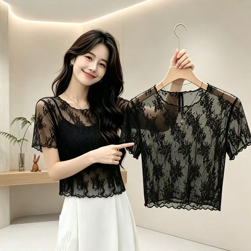 Black ruffled lace short-sleeve T-shirt for women, paired with a camisole dress and a short anti-exposure ice silk mesh top Black ruffled lace short-sleeve T-shirt for women, paired with a camisole dress and a short anti-exposure ice silk mesh top