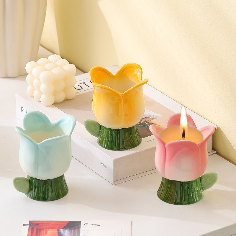 Scented Candle Container Tulip Ceramic Candle Cup Aromatherapy Candle Holder High Color Value Home Ornaments for Women Gift