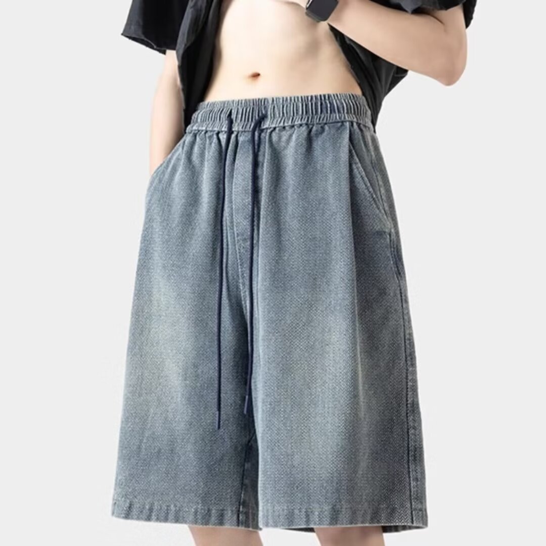 Pantalones cortos de mezclilla de cinco puntos de estilo fino de verano para hombres, pantalones de marca de moda casuales delgados, pantalones de 5 puntos para hombres