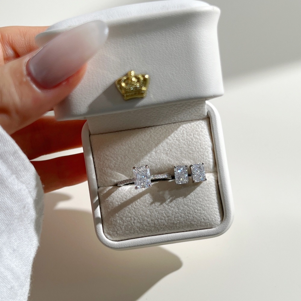 6g Weight Jewelry Set Classification Jewelry Set Quantity Holiday, Banquet Occasion 925 Sterling Silver Material Geometric Pattern Women's Gender Plating Design Elegant, Streetwear Style Elegant Streetwear Geometric Sterling Silver Plating Women's Jewelry Set 6