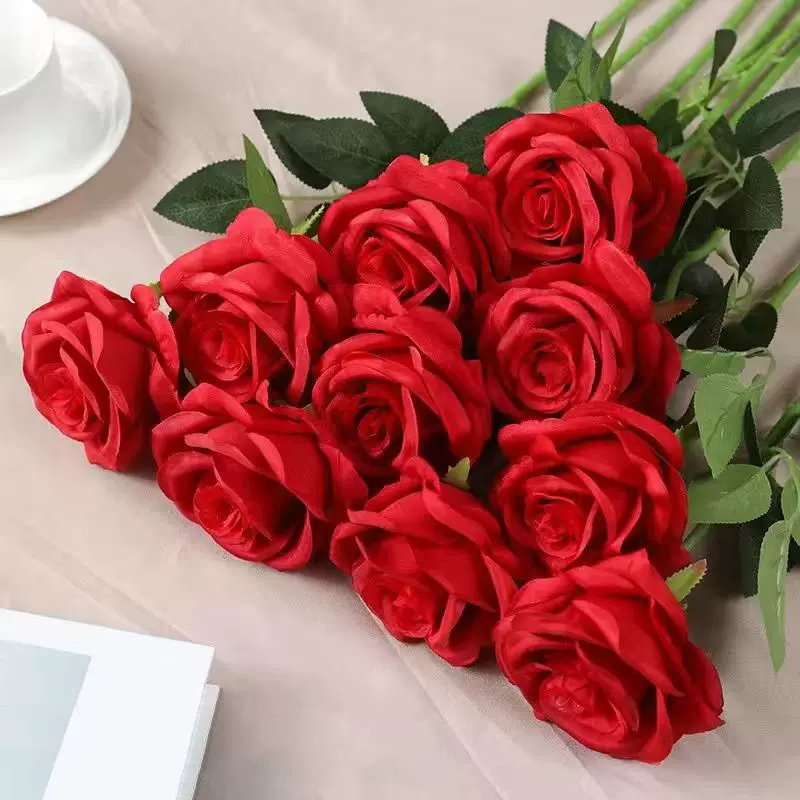 玫瑰花仿真花2025新款婚庆场景塑料花花束装饰摆件客厅玫瑰花假花