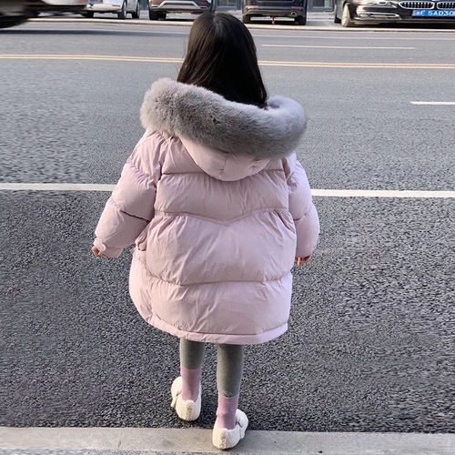 Feminine and stylish faux fur hooded down cotton coat for children, 2024 new thick warm outerwear