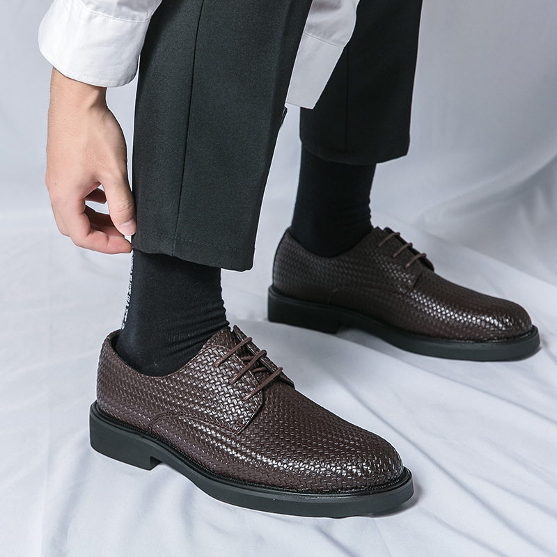 Zapatos de cuero para hombres de negocios casuales de moda británico novio coreano zapatos de boda de cuero para hombres zapatos de cuero de altura baja