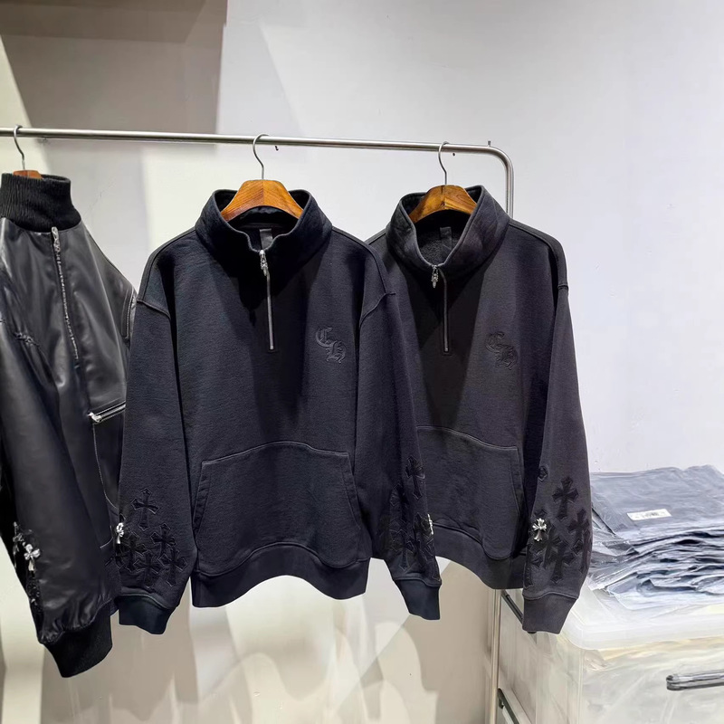 Authentic Version of Trendy Brand Ch Croa's 25 Winter New Leather Patch Cross Half-Zip Sweatshirt, Couple Style, Versatile and Wide-Fit Authentic Version of Trendy Brand Ch Croa's 25 Winter New Leather Patch Cross Half-Zip Sweatshirt, Couple Style, Versatile and Wide-Fit