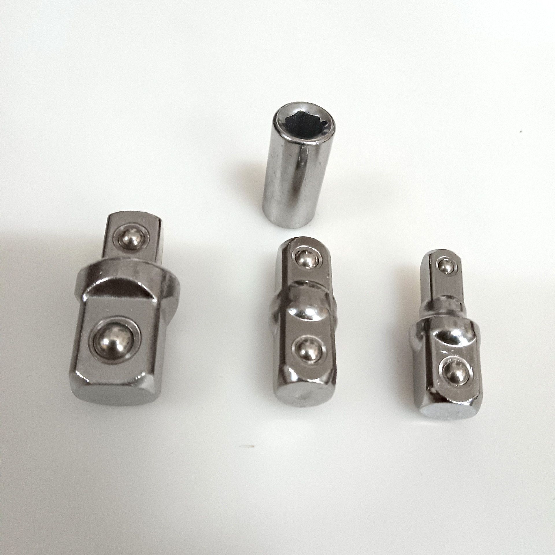 厂家供应 量大从优 六角套筒 压批 发红压配批头 旋具套筒 连接头