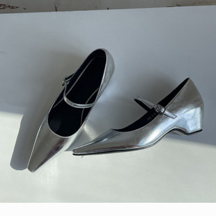 ܛƤ��ʽ����^��һ�ֿێ��\�ڬ����������ͨ�ڼ��^��ЬŮС����