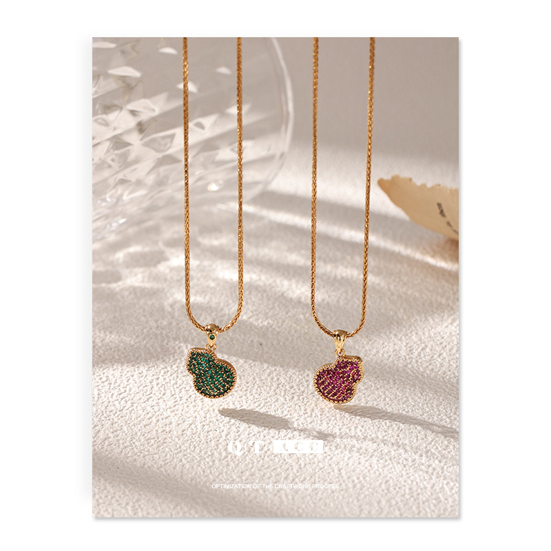 Nuevo estilo chino retro alta sensación de Año Nuevo joyería de doble cara zircon rosa verde collar de calabaza roja mujer
